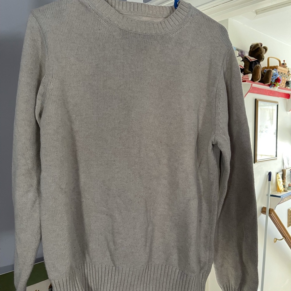 Men’s sweater